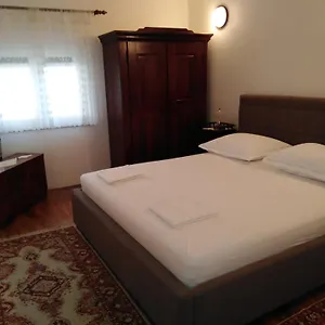 zkontrolujte dostupnost