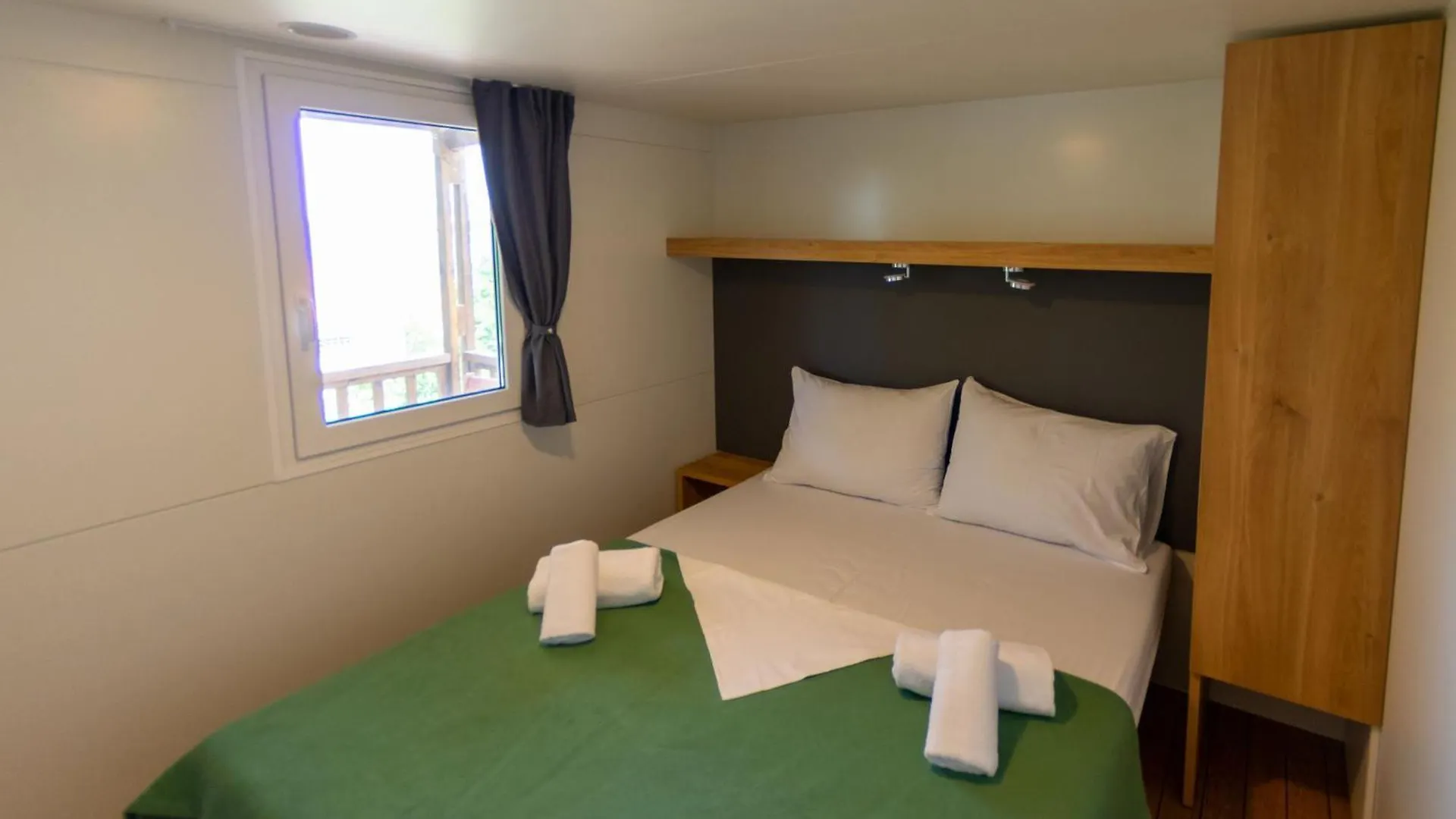 ** Üdülőpark Mobile Homes Camp Klenovica Horvátország